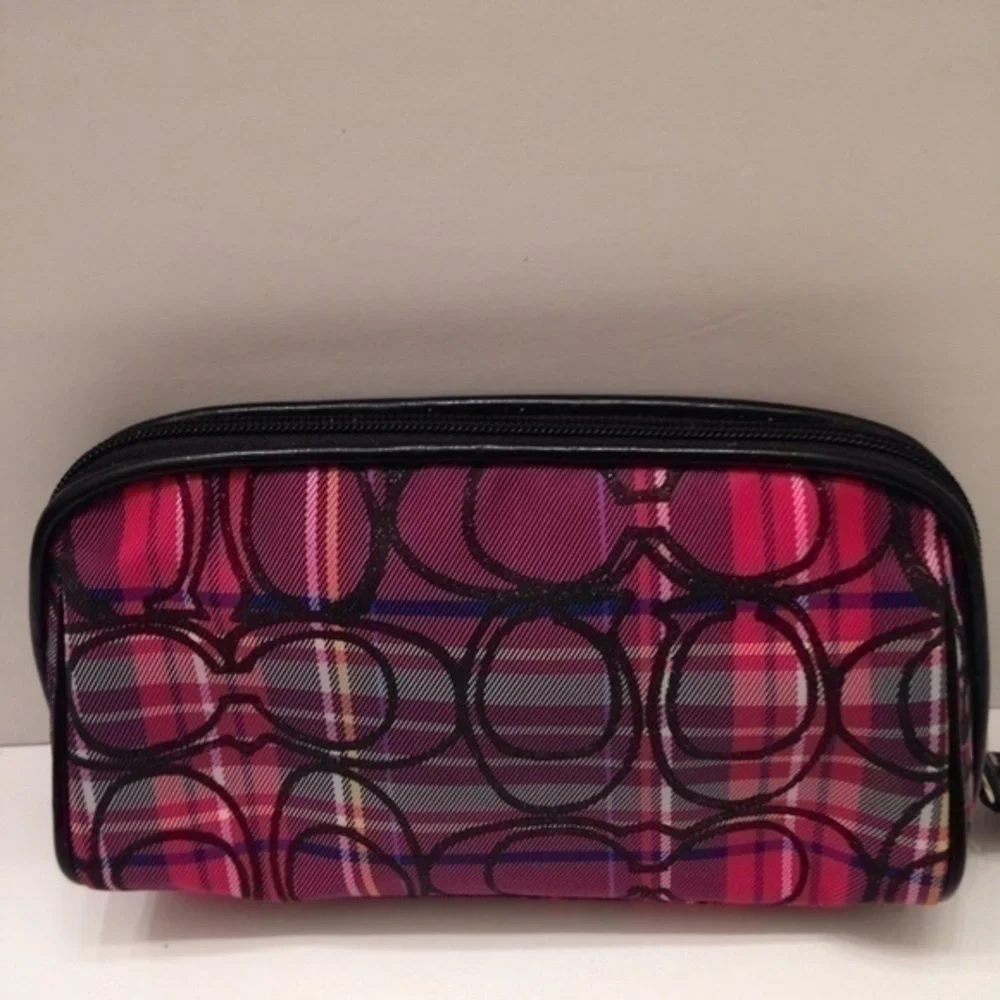 COACH pink tarlatant cosmetic makeup toiletry case